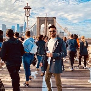 Meet your Posher, Akhil